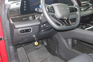 Bear-Lock kormányoszlop zár - Omoda 5 kormányzár Omoda 5 Aut. kormányzár beszerelés